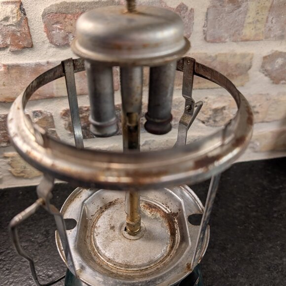 Coleman CLX Adjustable Lantern, Mod. 290, 9/84. 2 Mantle. Picket Fence Globe. - Picture 10 of 14